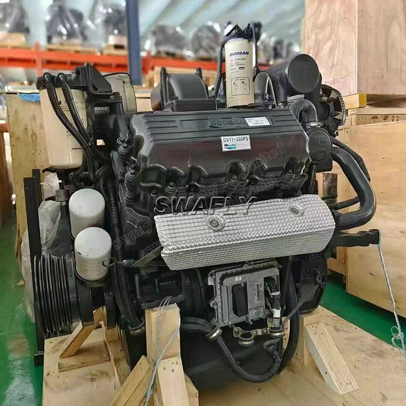 Popolnoma nov DOOSAN DV11 dizelski motor na zalogi - Poganjate svoj tovornjak s pristno kakovostjo!